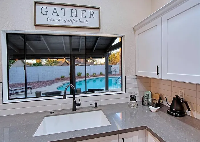 Estrella - Renovated With Patio, Bbq, Pool & *