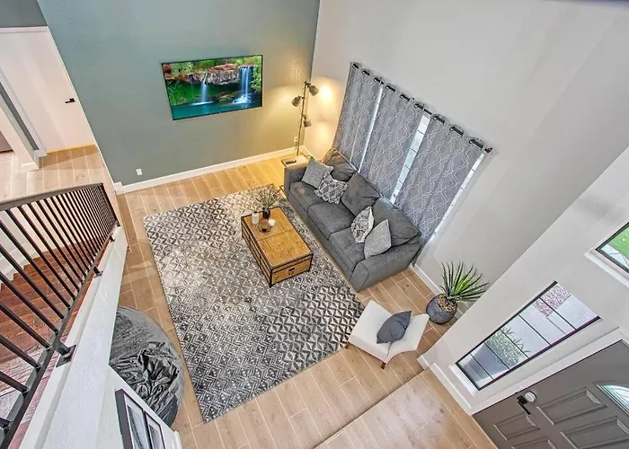 Estrella - Renovated With Patio, Bbq, Pool & *