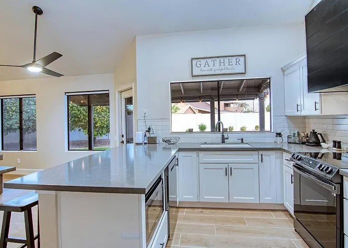 Ferienhaus Estrella - Renovated With Patio, Bbq, Pool &